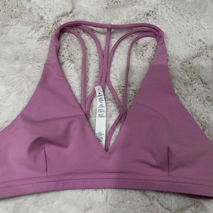 Lululemon Sports Bra Criss Cross Strappy Back